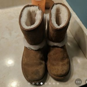 Girls Uggs